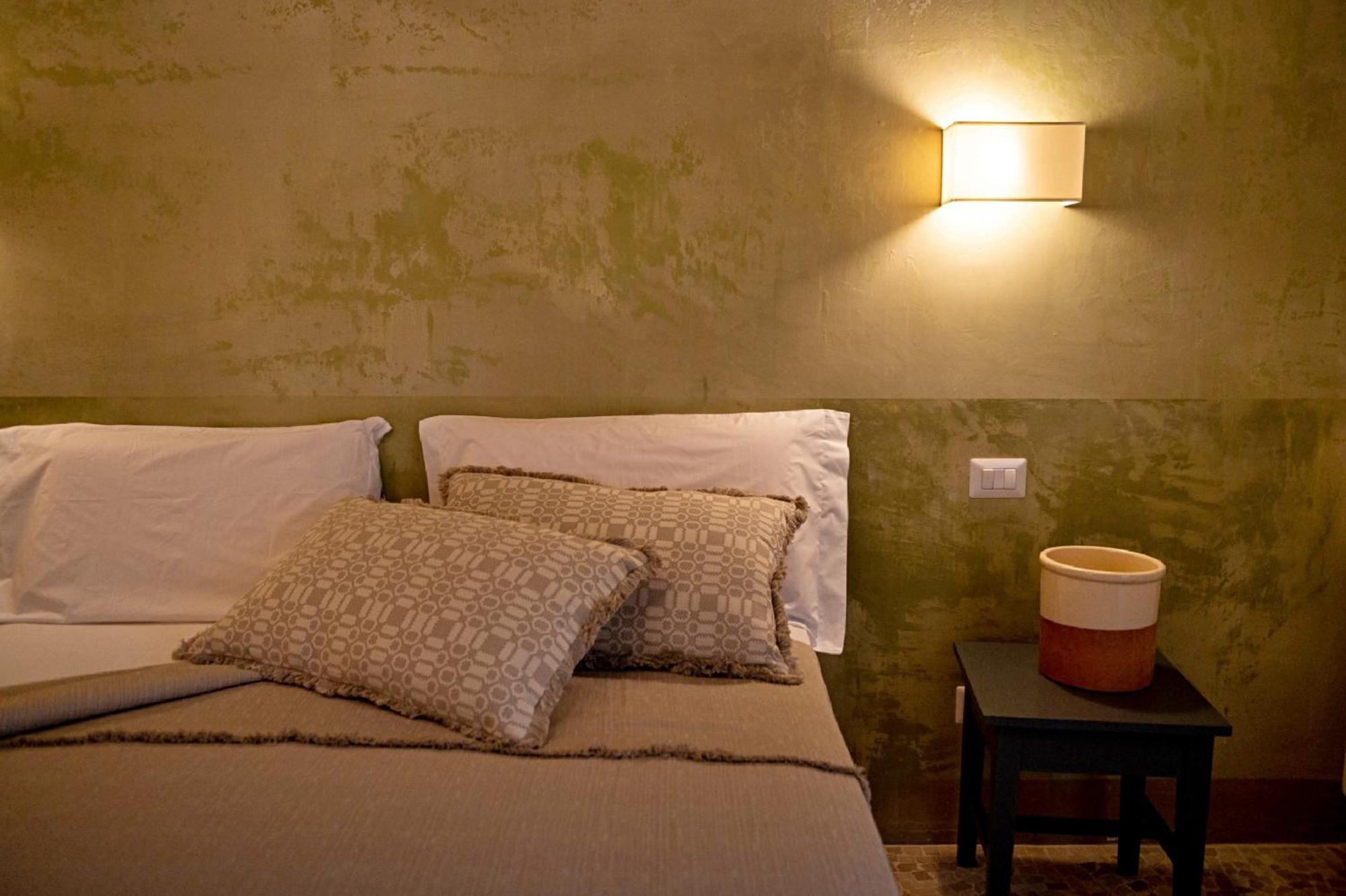 Palazzo Pati Hotel Tiggiano Bagian luar foto